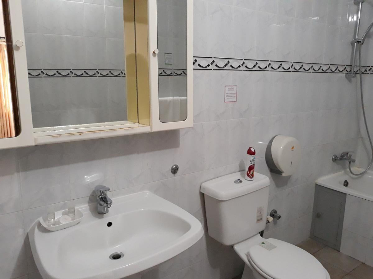 Lavender Lodge Hotel Άκρα Εξωτερικό φωτογραφία